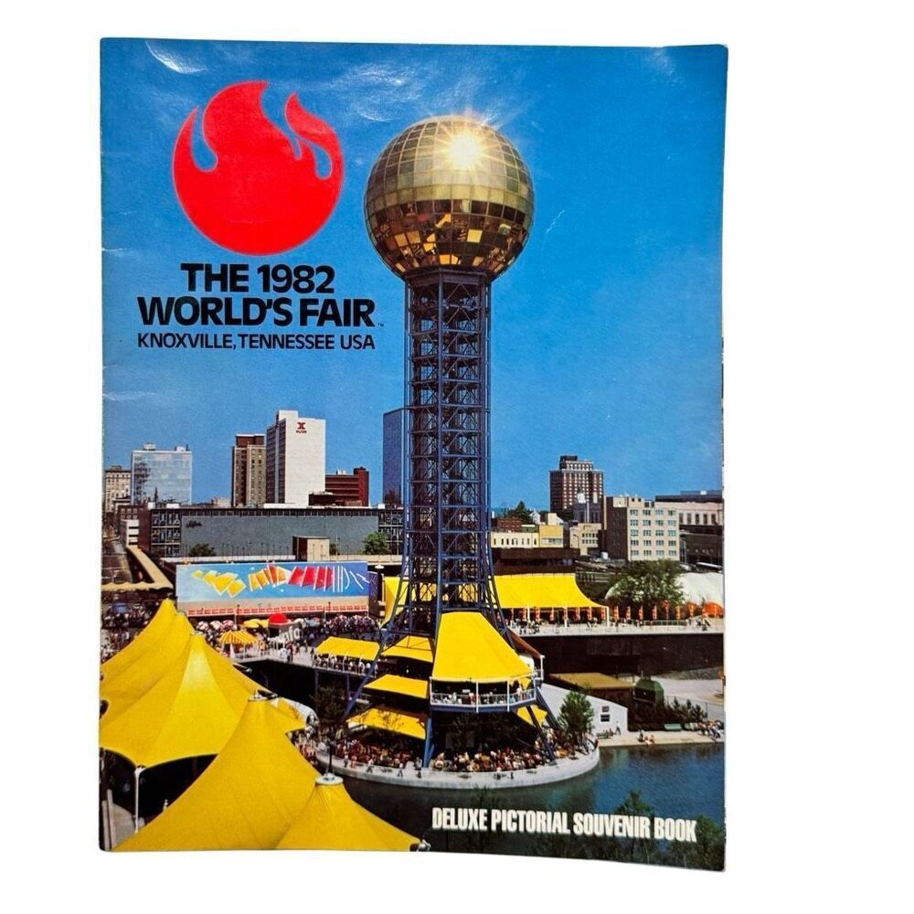 THE 1982 WORLD'S FAIR, KNOXVILLE, TENNESSEE USA DELUXE PICTORIAL SOUVENIR BOOK